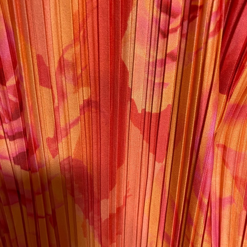 PrettyLittleThing Orange Pink Floral Pleated Wrap Maxi Dress Size US 0 NWT - Picture 9 of 10